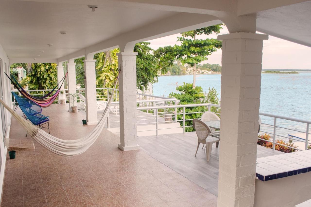 Casa Sol Y Luna Bacalar Bed & Breakfast Ngoại thất bức ảnh