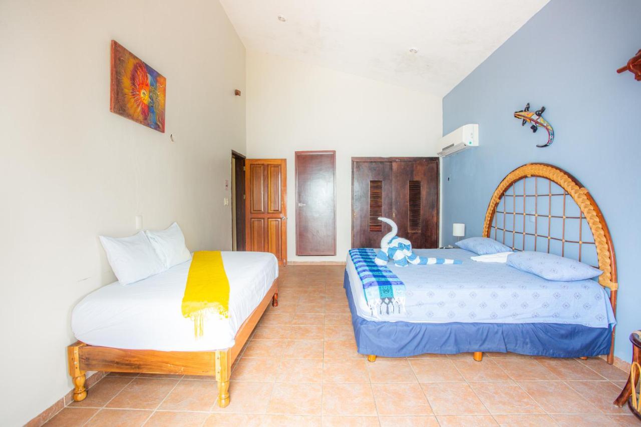 Casa Sol Y Luna Bacalar Bed & Breakfast Ngoại thất bức ảnh